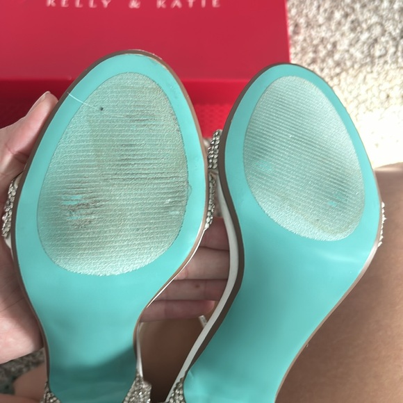 Betsey Johnson Silver Heels - Picture 9 of 10